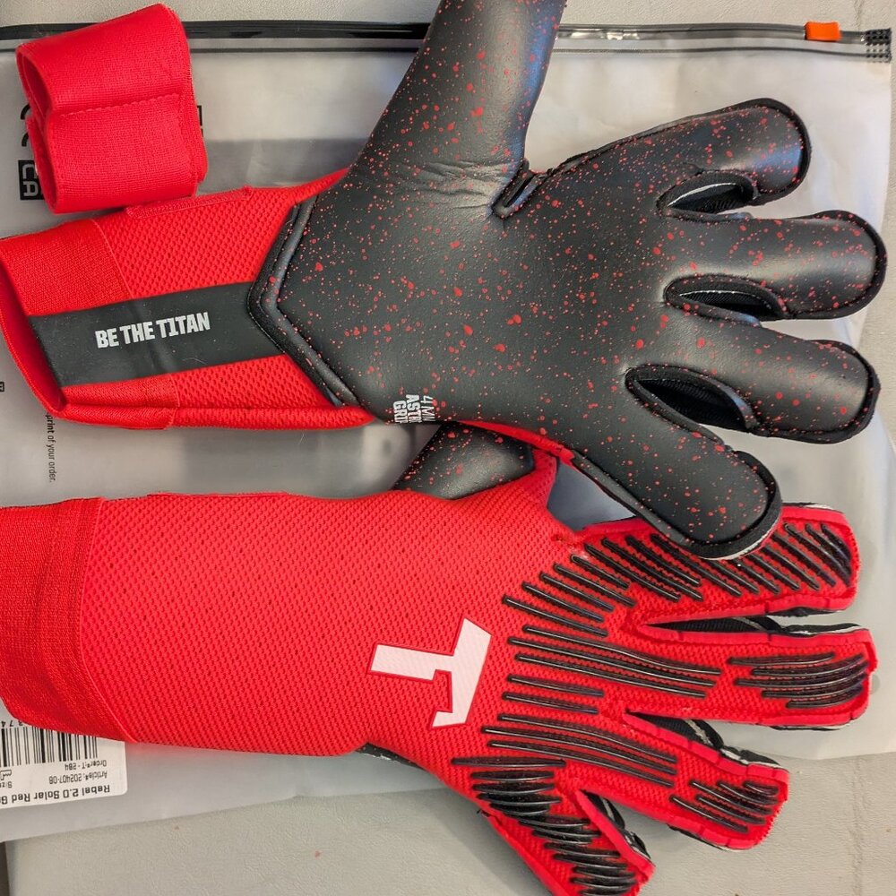 Titan Rebel 2.0 soccer goalkeeper gloves